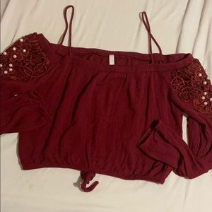 Burgundy long sleeve crop